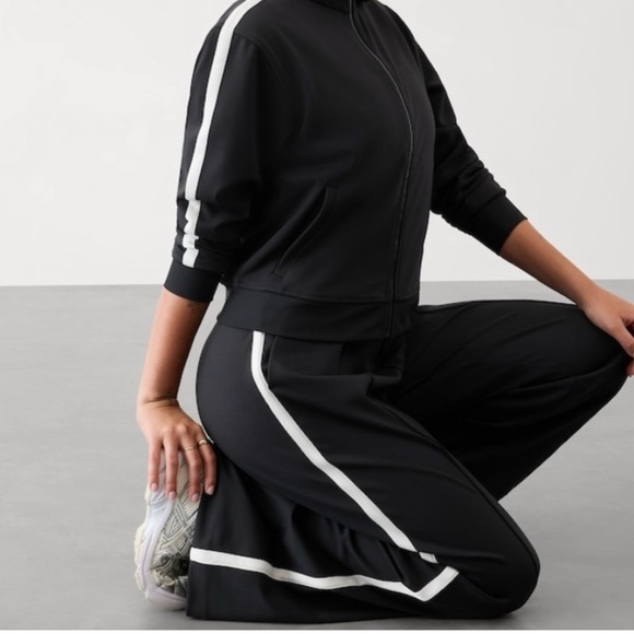 NWT-Athleta Finish Track Pant, Medium Tall - Picture 2 of 6
